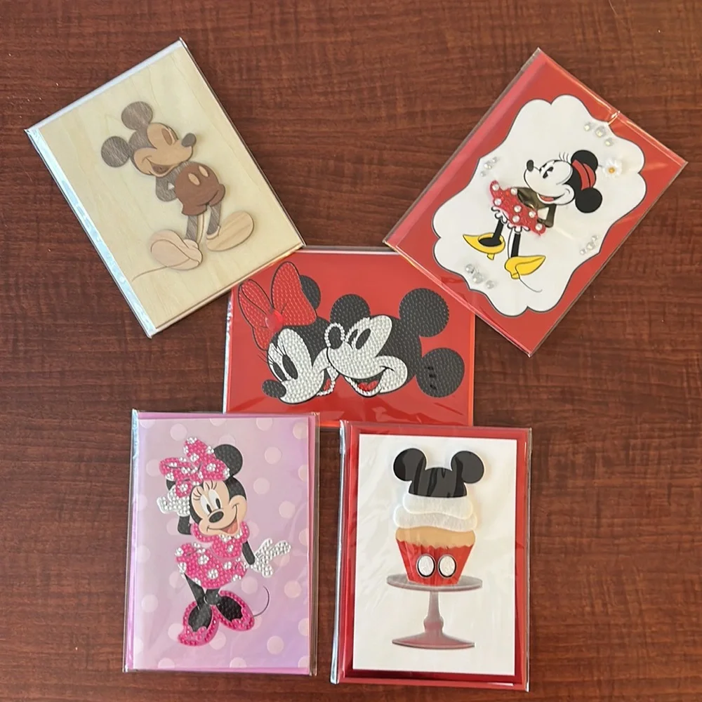 Papyrus Disney Mickey Mouse & Minnie Mouse Greeting Card Bundle